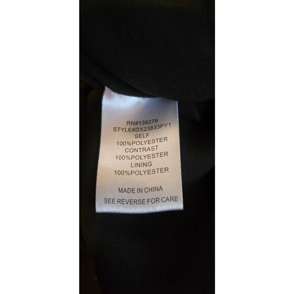 Daniel Rainn 1X Women's Blouse Short Sleeve Black Floral - Picture 6 of 7